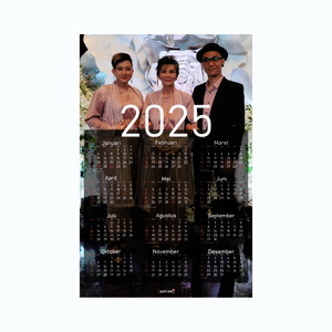 Kalender Dinding Satuan Custom Foto dan Desain Pilihan – 31 × 47 cm