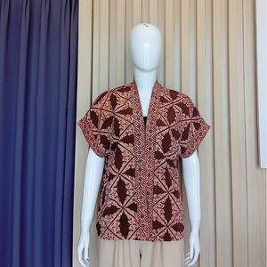 Outer Wanita 2 ( Motif Candi Bentar)