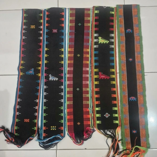 Selendang Songke Manggarai